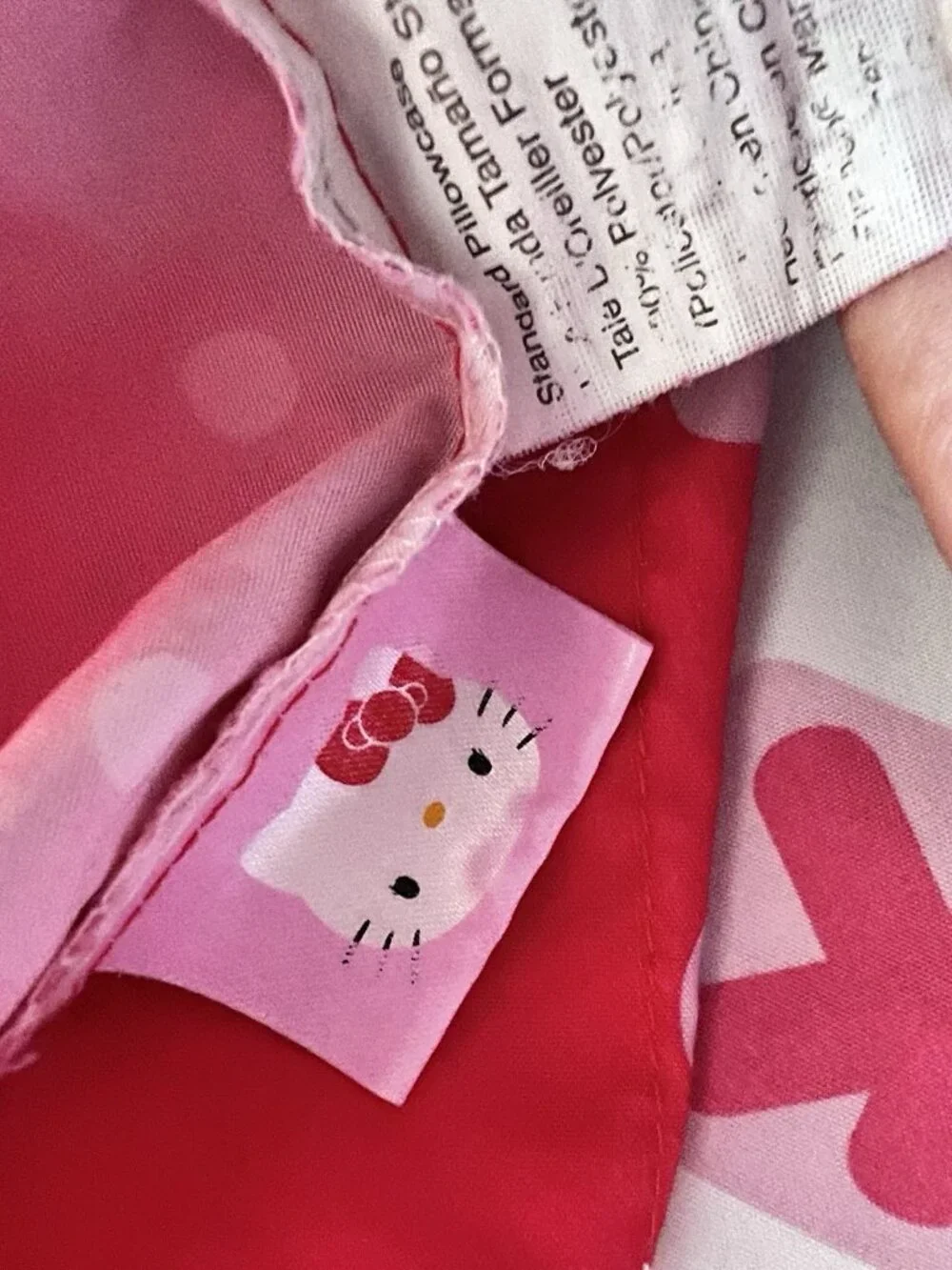 HELLO KITTY 4 Pc Twin Sheet Set Pink White Fitted Flat 2 Pillowcases Kids Rooms